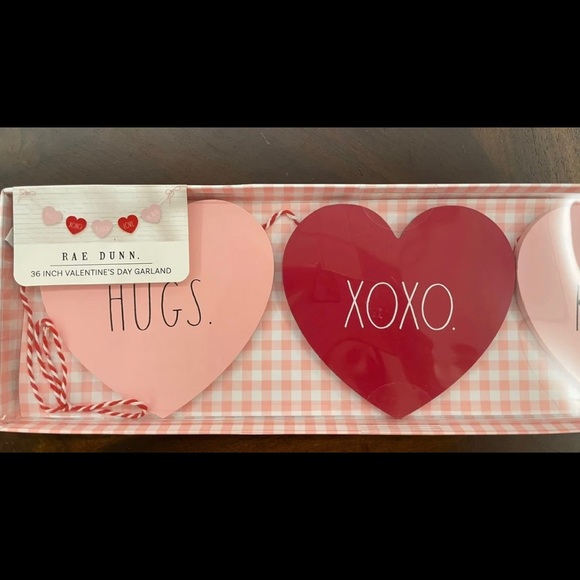 New Rae Dunn Valentine’s Day garland - Picture 2 of 4